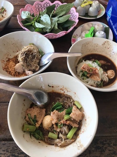 ก๋วยเตี๋ยวเรือคลองสระบัว
