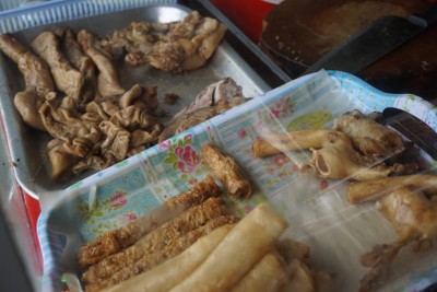 อาหาร หรือ เครื่องดื่ม