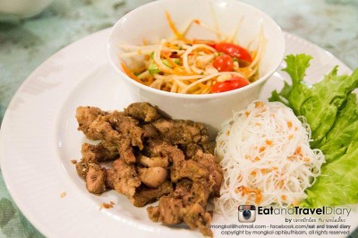 เส้นหมี่หมูตะไคร้