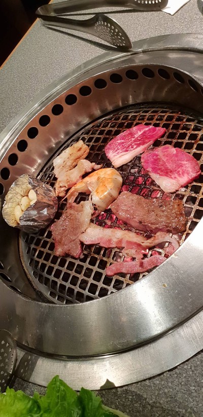 อาหาร หรือ เครื่องดื่ม