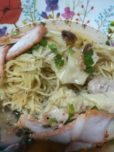 ชามละ 40.- บาท