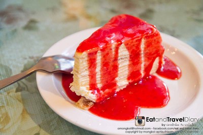 เครปเค้กสตอเบอร์รี่