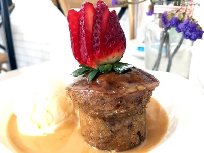 STICKY DATE PUDDING