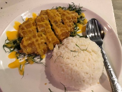 ข้าวไก่ทอดซอสครีมมะนาว