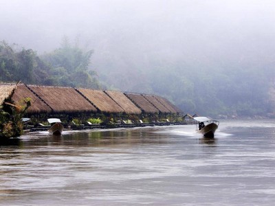 เรือนแพ ริเวอร์แคว จังเกิลราฟท์