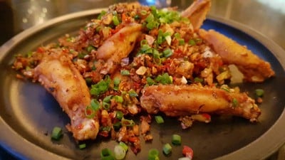 เมนูของร้าน 8 Dining