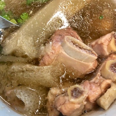ซุปเยื่อไผ่ตุ๋นยาจีน