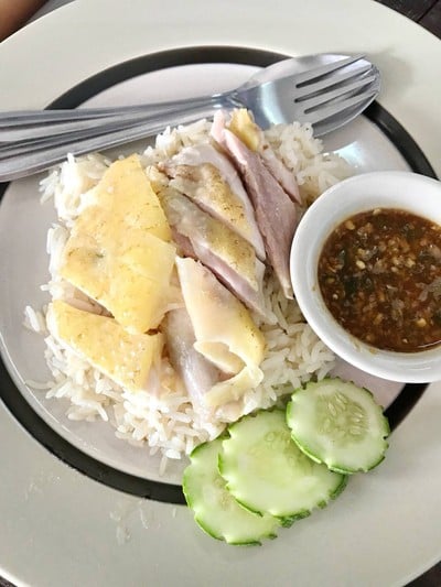 ข้าวมันไก่บ้าน