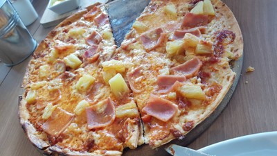 PIZZA HAWAI
