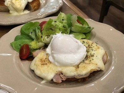 Croissant Croque Tartine