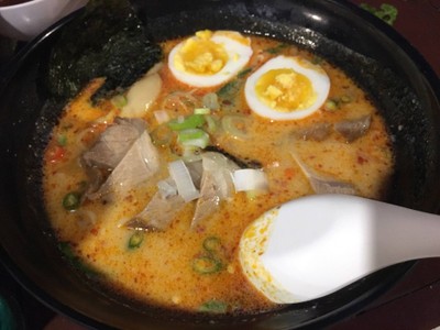 ราเมนต้มยำหมู