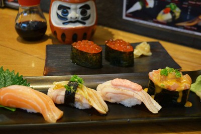 อาหาร หรือ เครื่องดื่ม