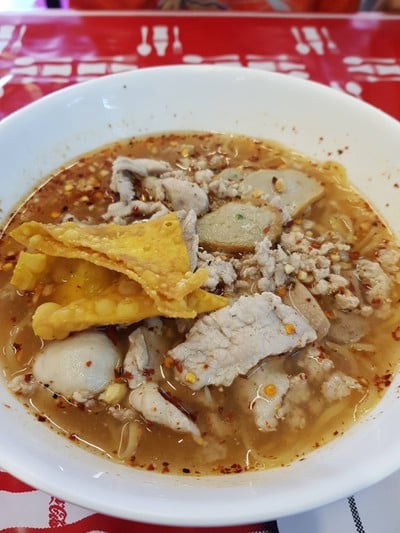 เมนูของร้าน ก๋วยเตี๋ยว นิวเบรคแตก บขส.เก่า