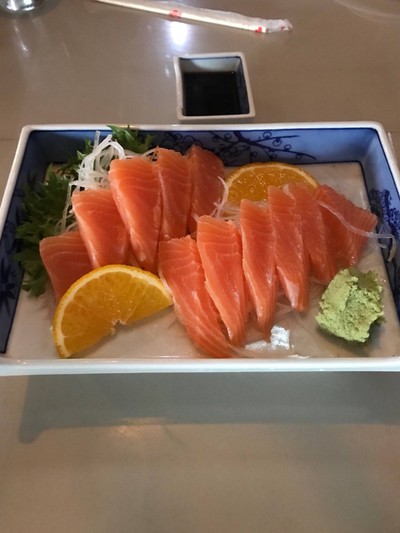แซลม่อนซาชิมิ ชุดเล็ก
