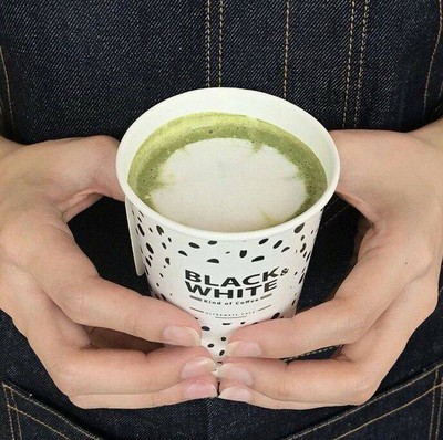 มัทฉะลาเต้ร้อน