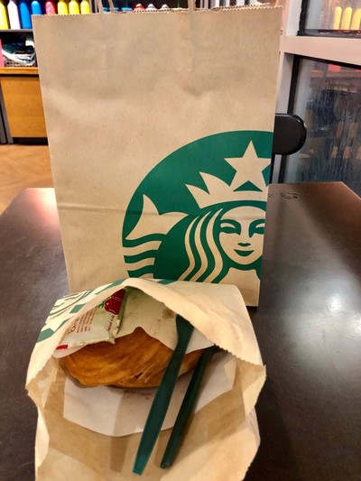 สั่งไปทานในรถคนละชิ้นคะ