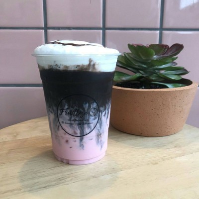 พิงค์คาเคาเย็น