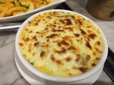 ผักโขมอบชีส