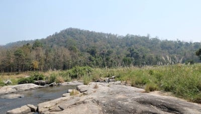 บรรยากาศ แก่งลานนกยูง