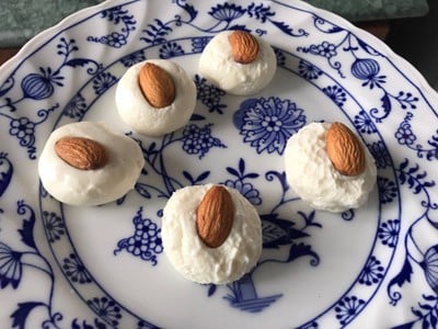 Sandesh ขนมเบงกาลี และ บังกลาเทศ Sandesh ขนมเบงกาลี และ บังกลาเทศ