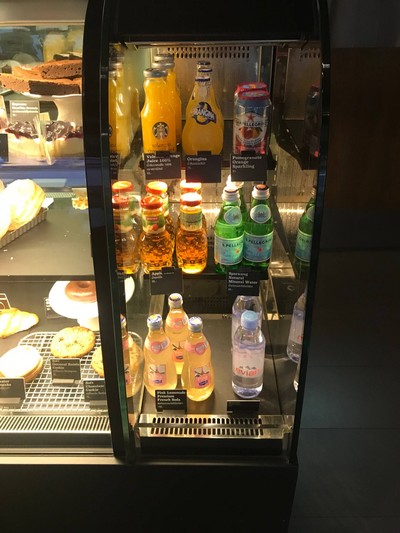 อาหาร หรือ เครื่องดื่ม