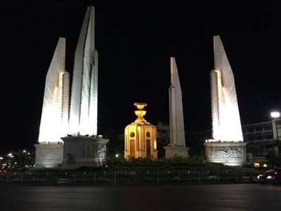 บรรยากาศ อนุสาวรีย์ประชาธิปไตย