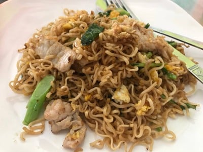 เมนูของร้าน นิรันดร์มาม่าผัด เจ้าเก่า (รร.เรยีนา) เชียงใหม่แลนด์