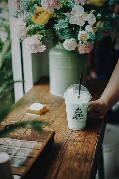 Anub Cafe & Restaurant (Anub Cafe & Restaurant) สาขาสุทธิสาร Anub Cafe & Restaurant (Anub Cafe & Restaurant) สาขาสุทธิสาร