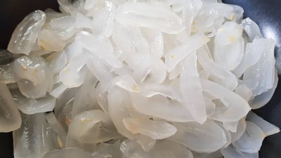 วิธีทำ ลูกตาลลอยแก้วน้ำเชื่อมอัญชัน