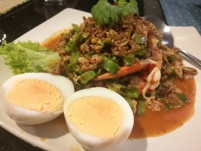 โรงแรมโบนีโต้ชิโนส์ (BONITO CHINOS HOTEL)