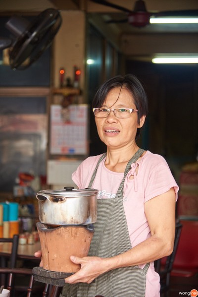 กนกพร ถาวรศักดิ์เจริญ