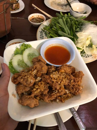 ไส้อ่อนทอดกระเทียม