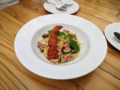 สปาเก็ตตี้เบค่อนพริกแห้งจัดว่าเด็ดมาก