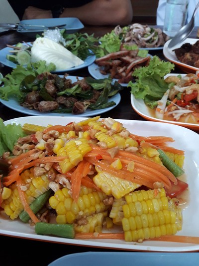 ตำข้าวโพด