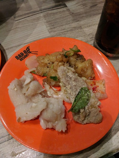 อาหาร หรือ เครื่องดื่ม