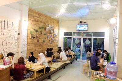 บรรยากาศ More' Milk SUT