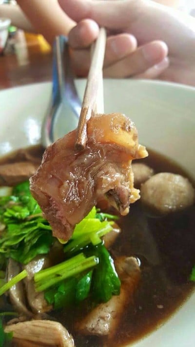 ร้านก๋วยเตี๋ยวลูกชิ้นรามา