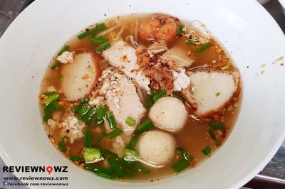 วุ้นเส้นต้มยำพิเศษ