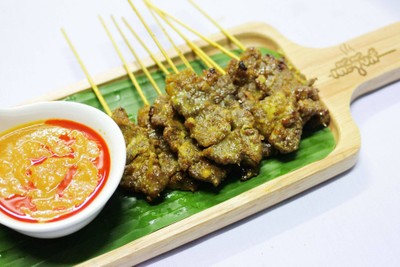 เมนูของร้าน เต๊ะจุ๊ยส์ หมูสะเต๊ะ เนื้อสะเต๊ะ ไก่สะเต๊ะ น้ำจิ้มถั่วหวานเด็ดเผ็ดลึก อ่อนนุช 12