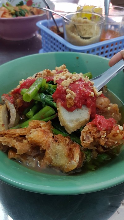 เจ๊เยาว์ เย็นตาโฟ