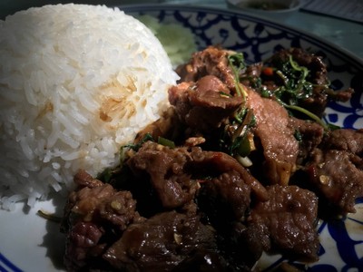 กะเพราเนื้อ