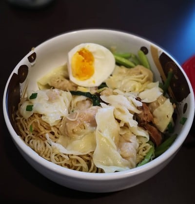 เมนูของร้าน บะหมี่คนแซ่ลี ทองหล่อ