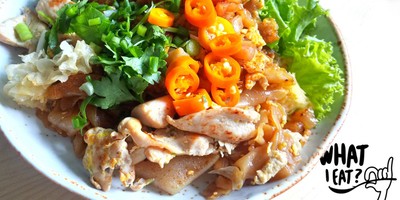 ก๋วยเตี๋ยวคั่วไก่