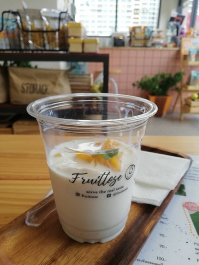 อาหาร หรือ เครื่องดื่ม