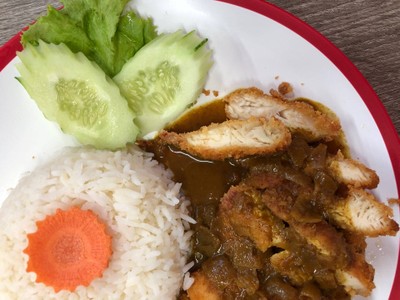 ไก่กรอบแกงกะหรี่