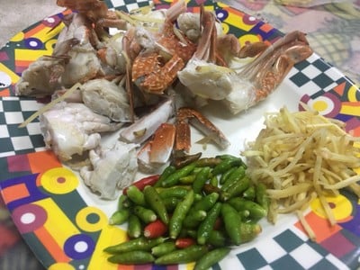 วิธีทำ ปูม้าผัดพริกขี้หนูสวน วิธีทำ ปูม้าผัดพริกขี้หนูสวน