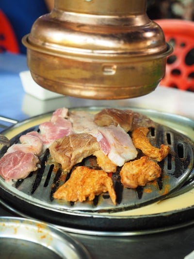 อาหาร หรือ เครื่องดื่ม