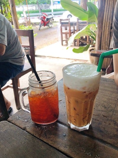 อาหาร หรือ เครื่องดื่ม