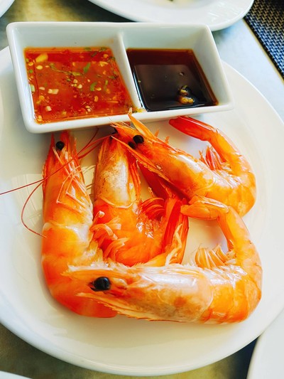 อาหาร หรือ เครื่องดื่ม