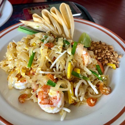 ผัดไทยกุ้งสด